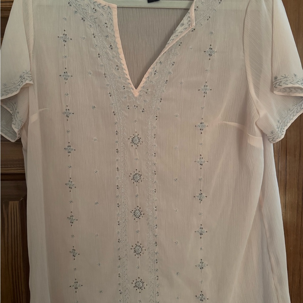 NWOT White House Black Market Cream Embellished Blouse Size 14